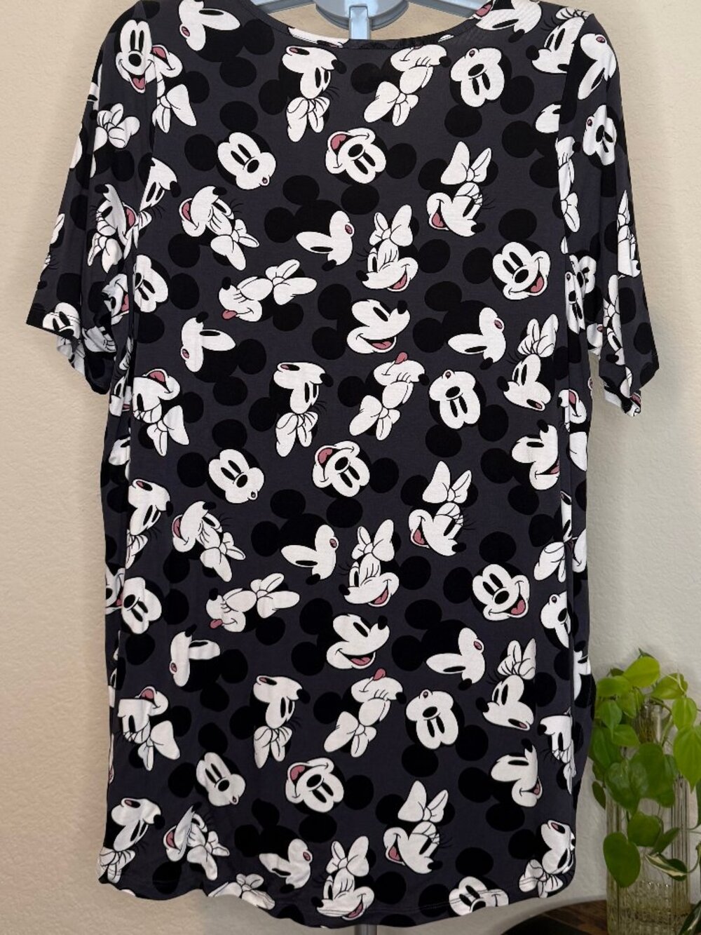 Disney Super Soft Tunic Top - EUC - Size 3 - Mickey & Minnie - Picture 5 of 5